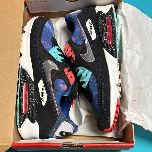 Nike Air Max Black and Blue Sneakers - Picture 1 of 3
